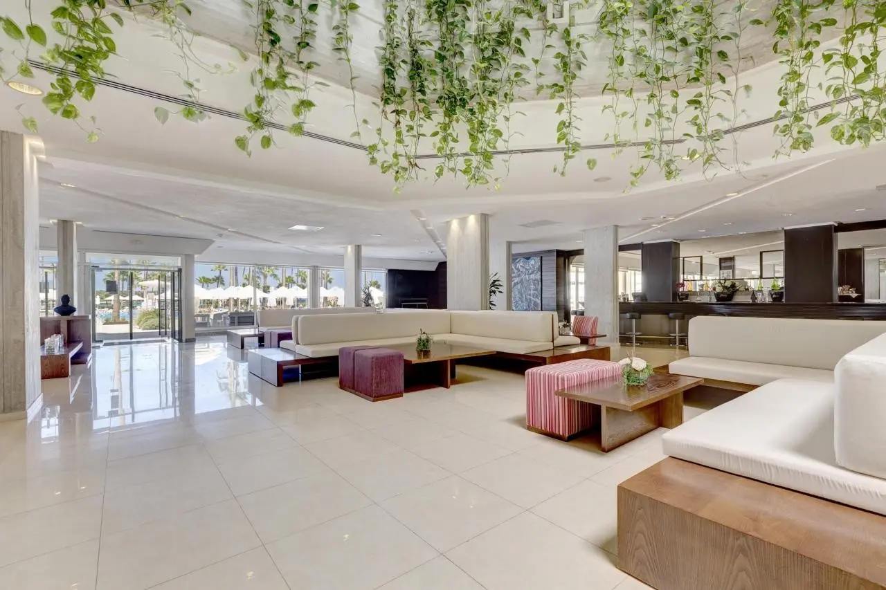 Hipotels Mediterraneo — HIPOTELS MEDITERRANEO