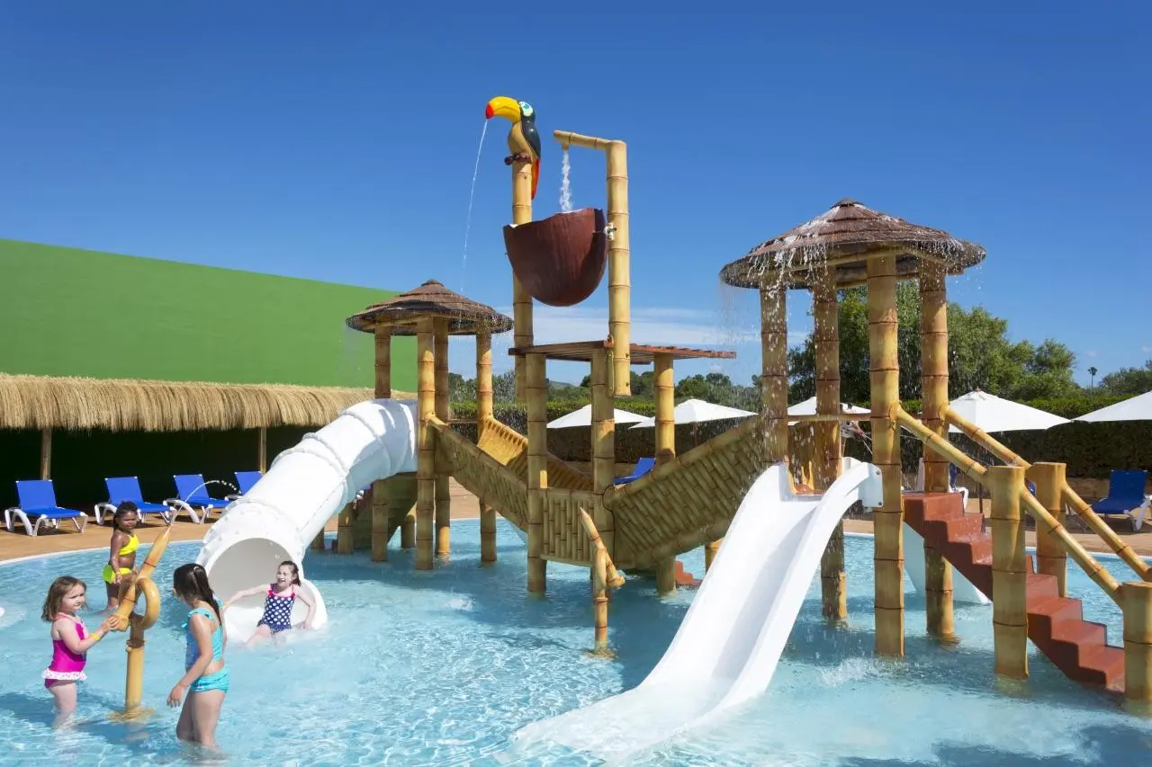 HSM Canarios Park — HSM CANARIOS PARK