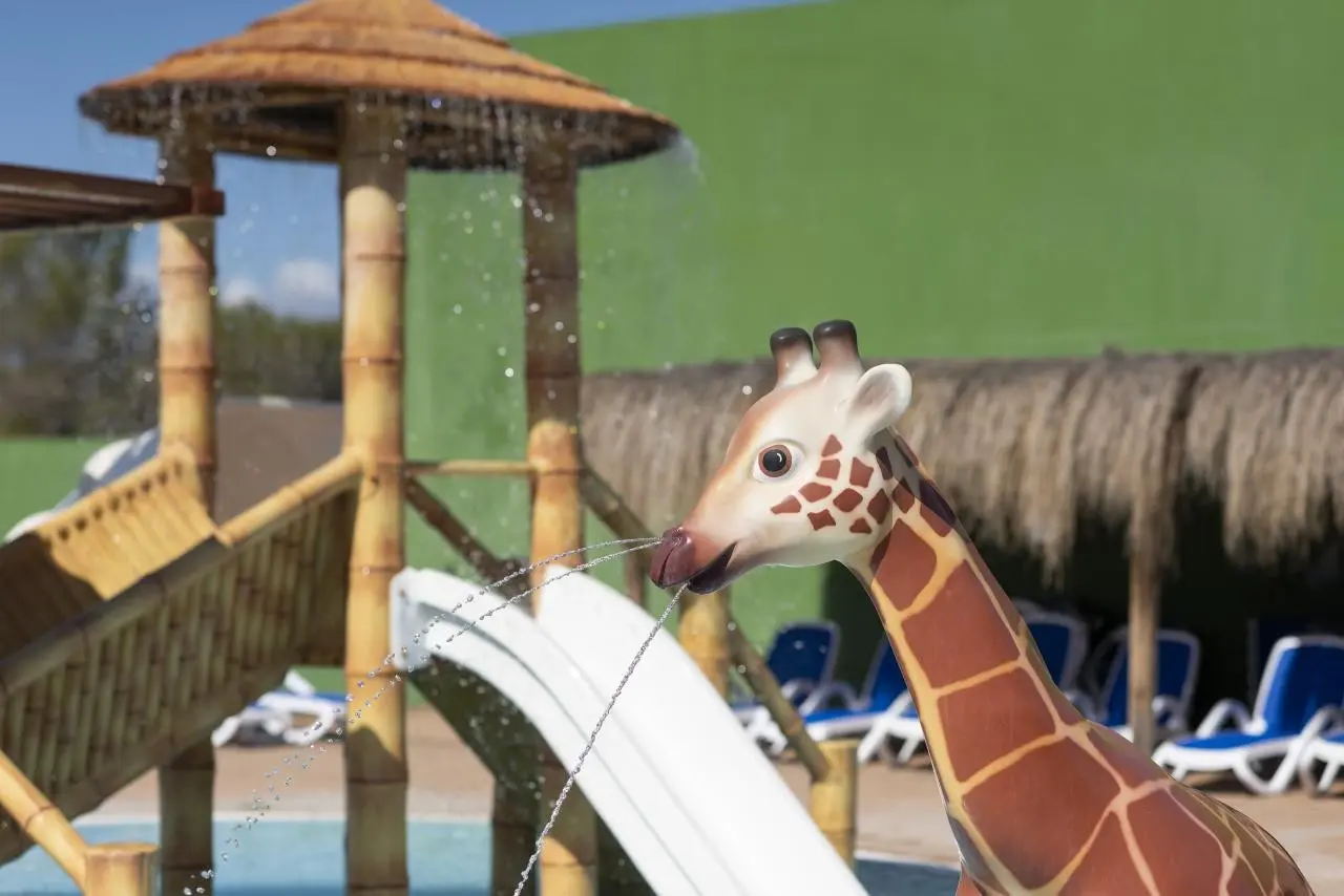 HSM Canarios Park — HSM CANARIOS PARK