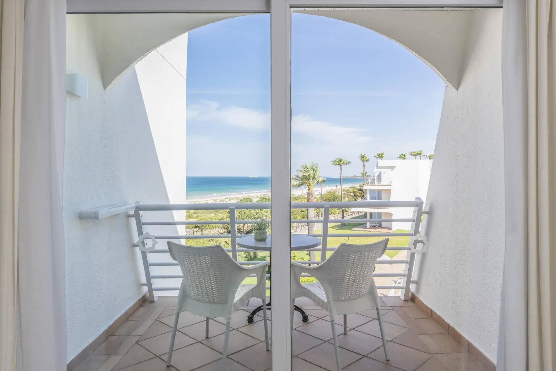 Iberostar Waves Alcudia Park — IBEROSTAR WAVES ROYAL ANDALUS