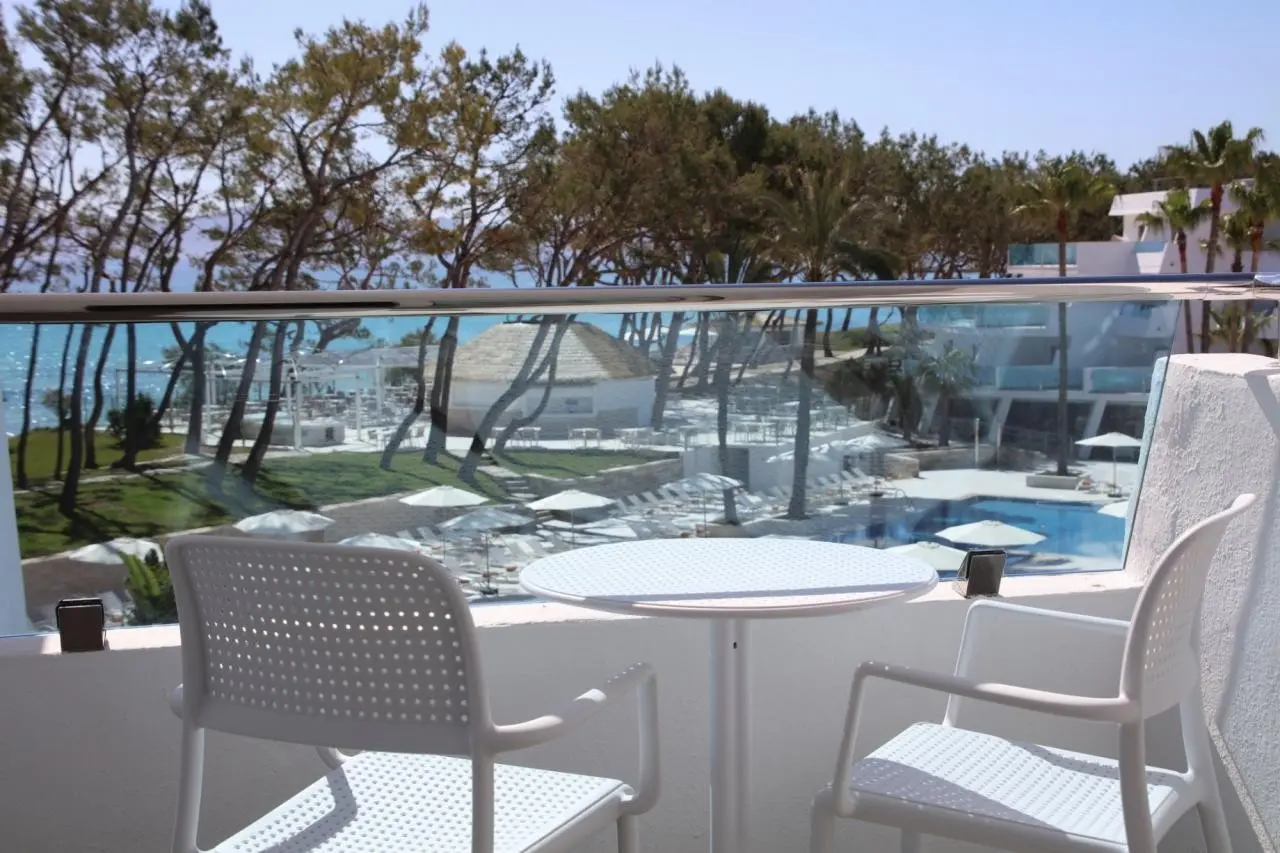 Iberostar Waves Playa de Muro — IBEROSTAR PLAYA DE MURO