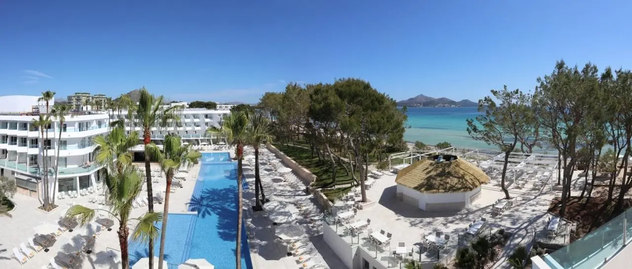 Iberostar Waves Playa de Muro — IBEROSTAR PLAYA DE MURO