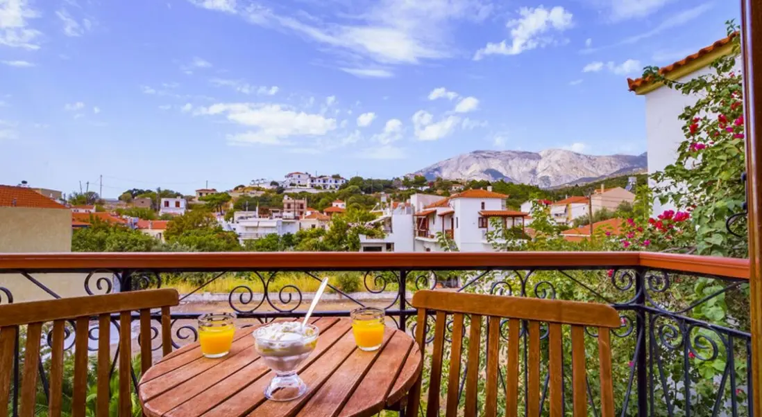 Widok z hotelu Kerkis Bay