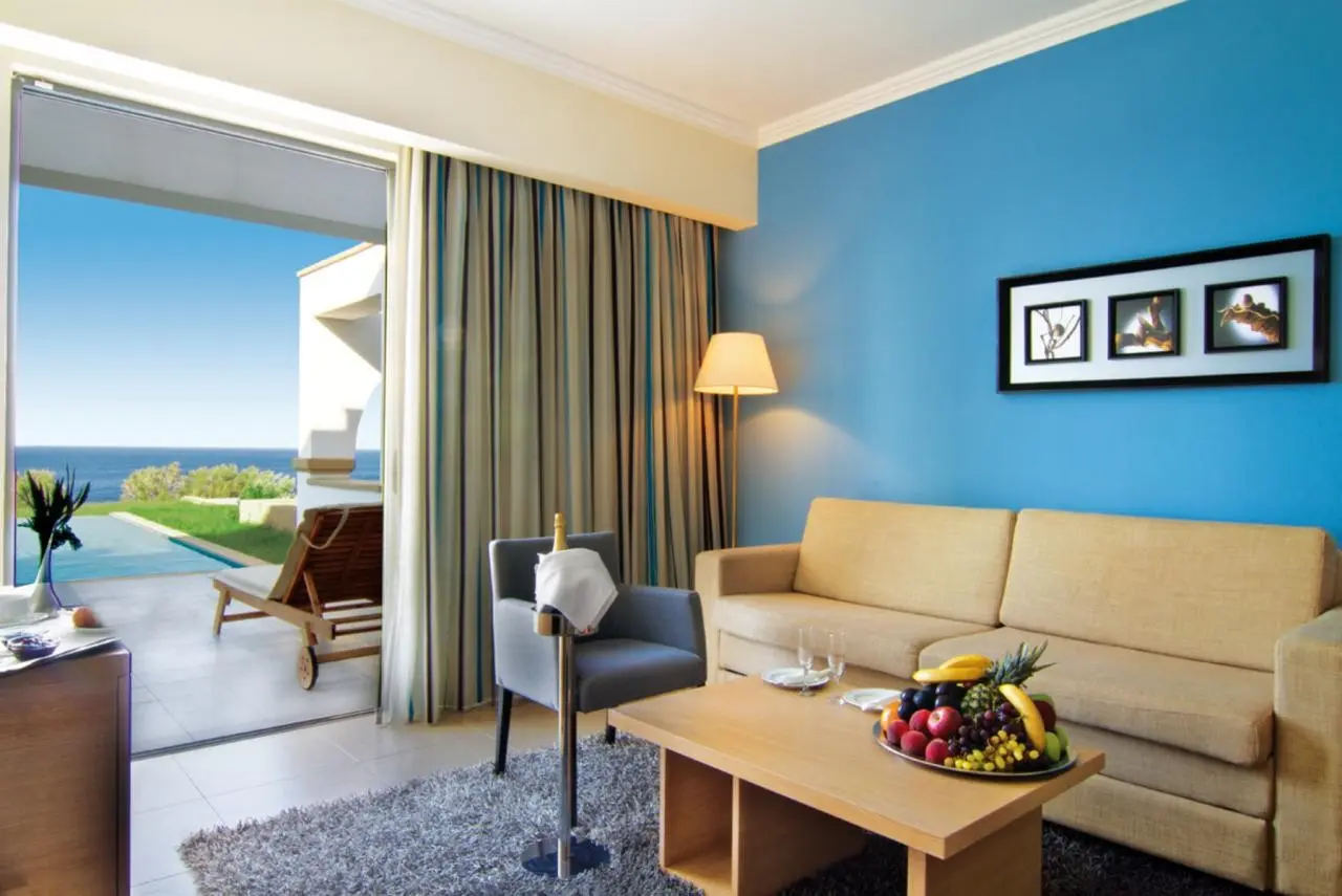 Kresten Royal Euphoria Resort — KRESTEN ROYAL EUPHORIA RESORT