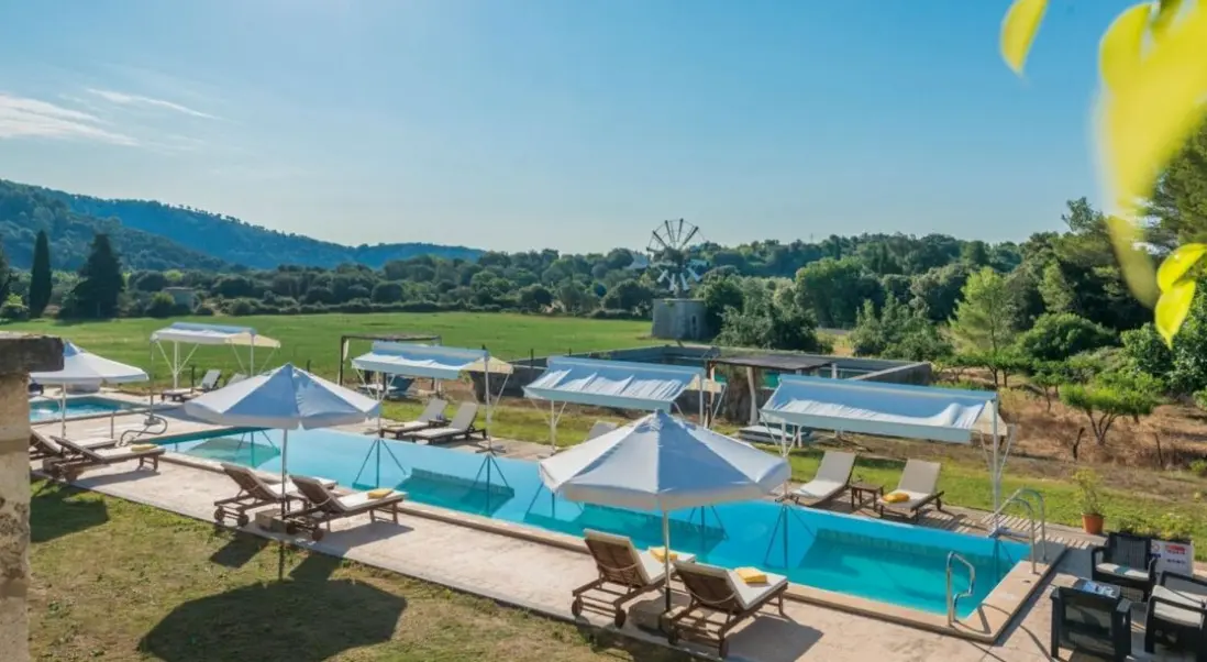 Basen w hotelu Landhotel Monnaber Nou