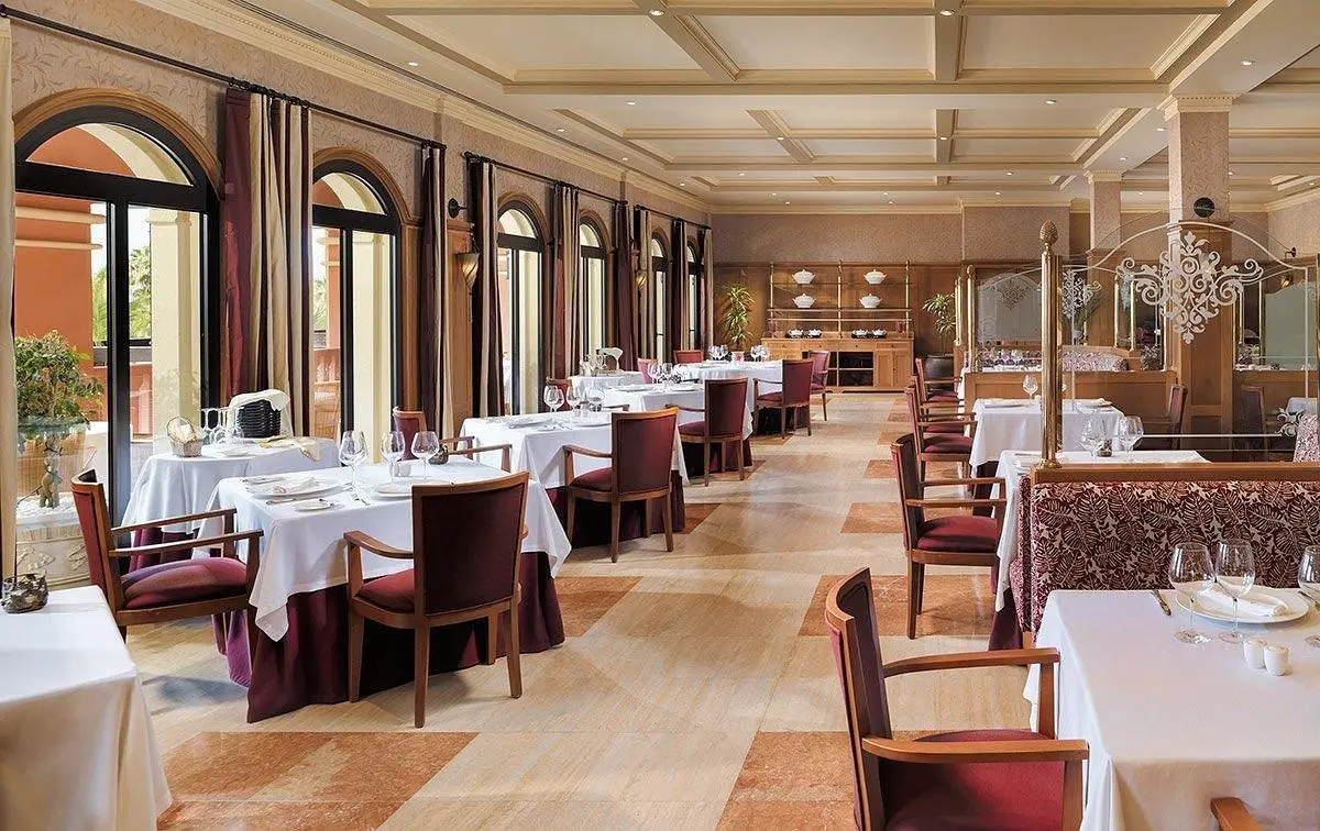 Restauracja i jedzenie w hotelu Las Madrigueras