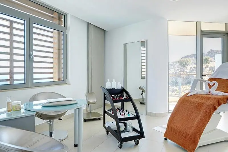 Lindos Blu — LINDOS BLU LUXURY HOTEL & SUITES