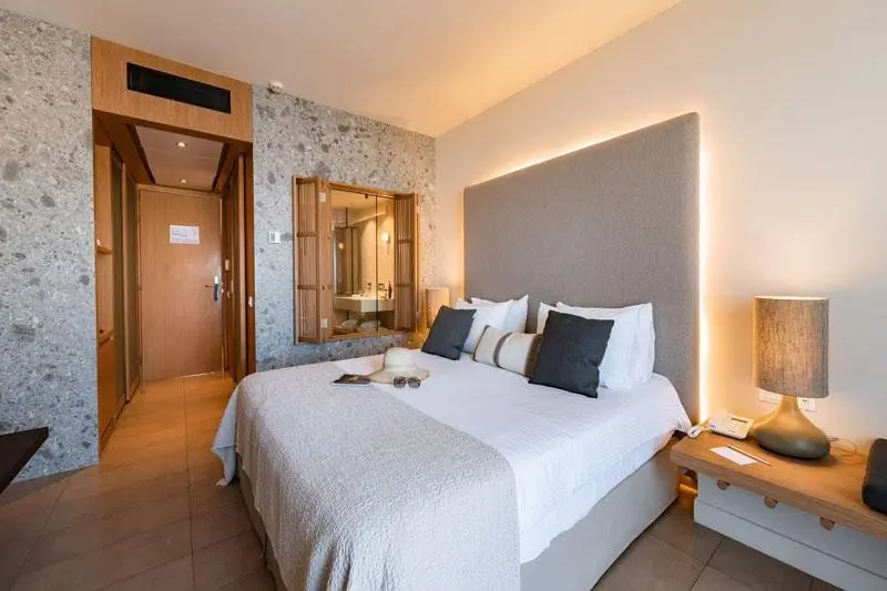 Lindos Mare — LINDOS MARE