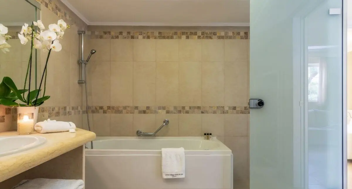 Lindos Village Resort & Spa — LINDOS VILLAGE RESORT & SPA