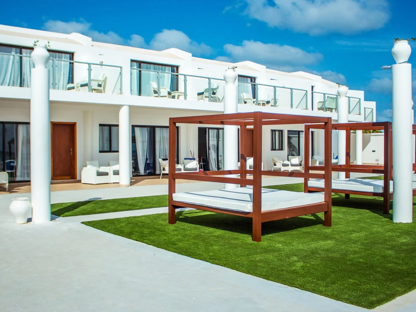 Hotel Livvo Budha Beach