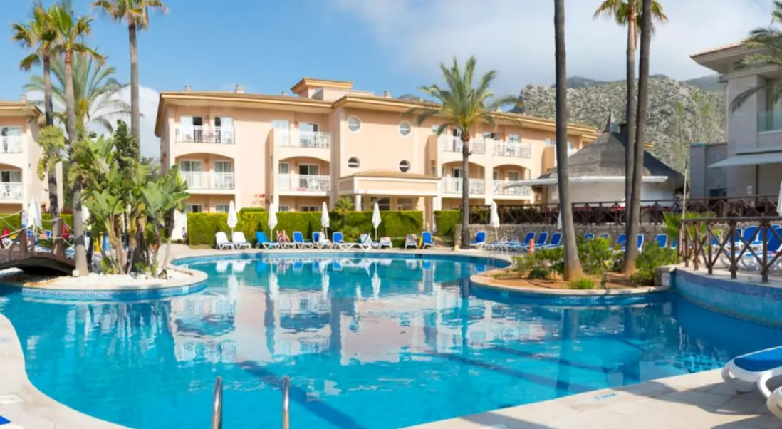 Basen w hotelu Mar Hotels Playa Mar & Spa