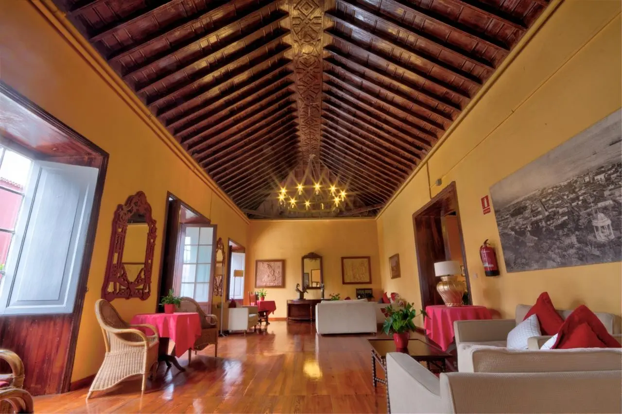 Marquesa — MARQUESA