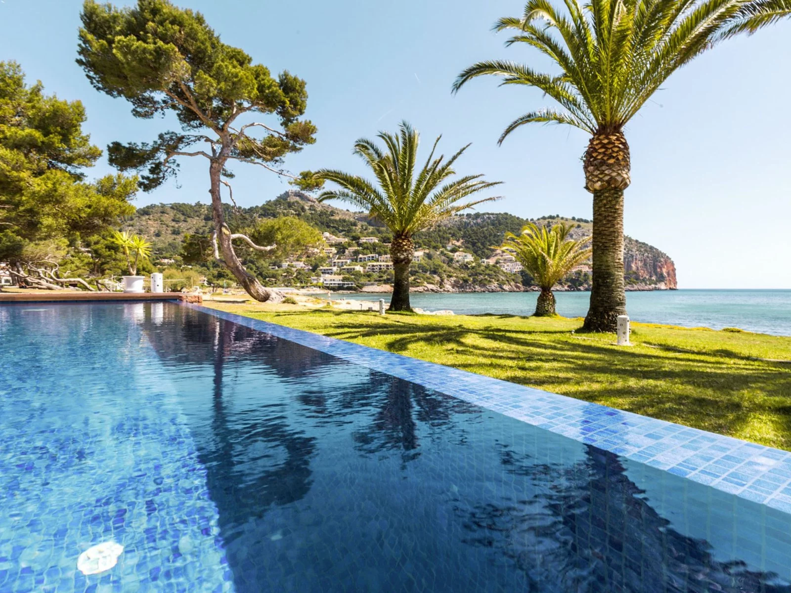 Hotel Melbeach Hotel & Spa