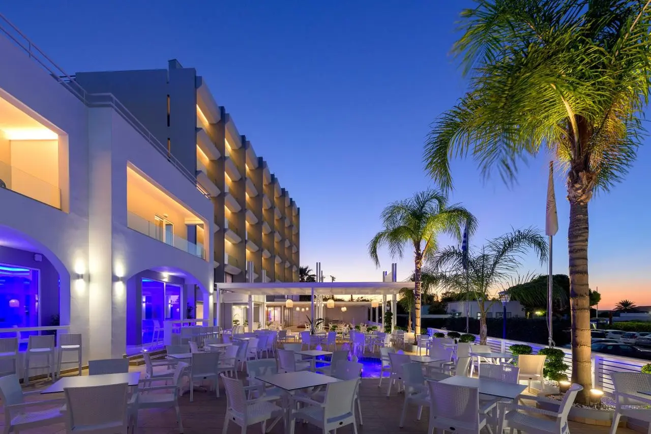 Restauracja i jedzenie w hotelu Oceanis Park