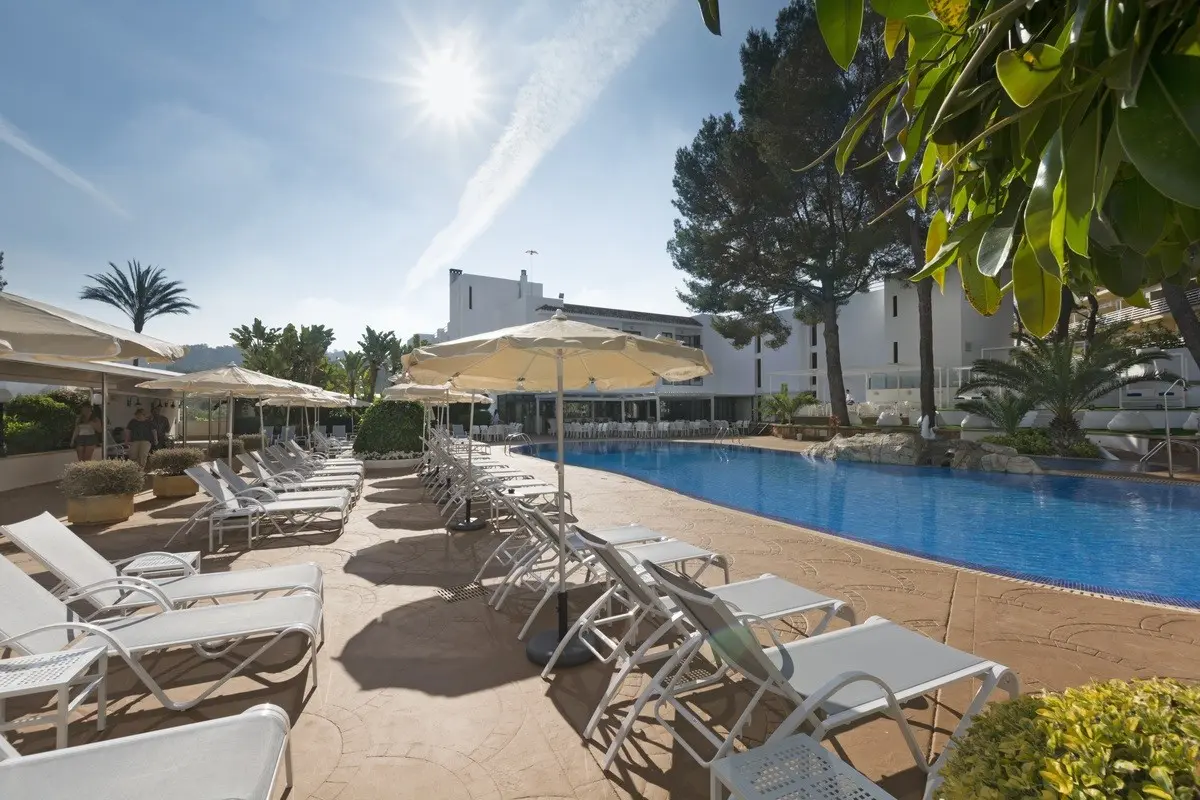 Ona Palmira Paguera — ONA PALMIRA PAGUERA