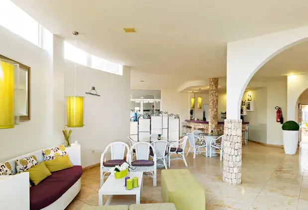 Lobby hotelu Ouril Hotel Pontao
