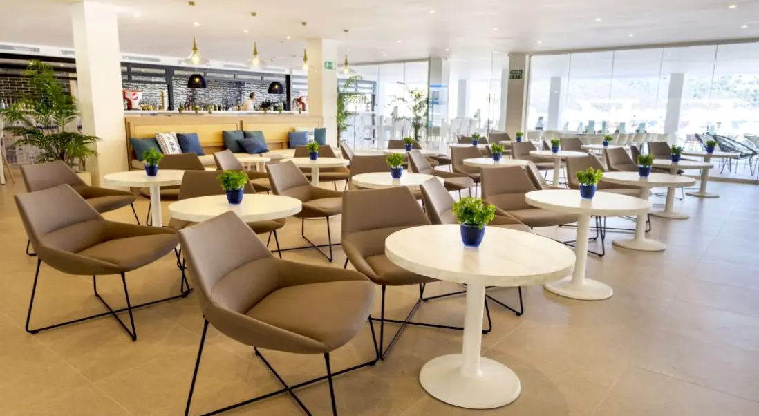 Lobby hotelu Parque Nereida Suites Hotel