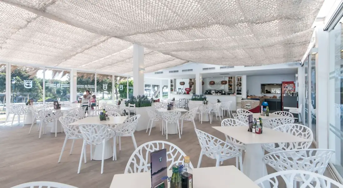 Restauracja i jedzenie w hotelu Playa Esperanza Resort
