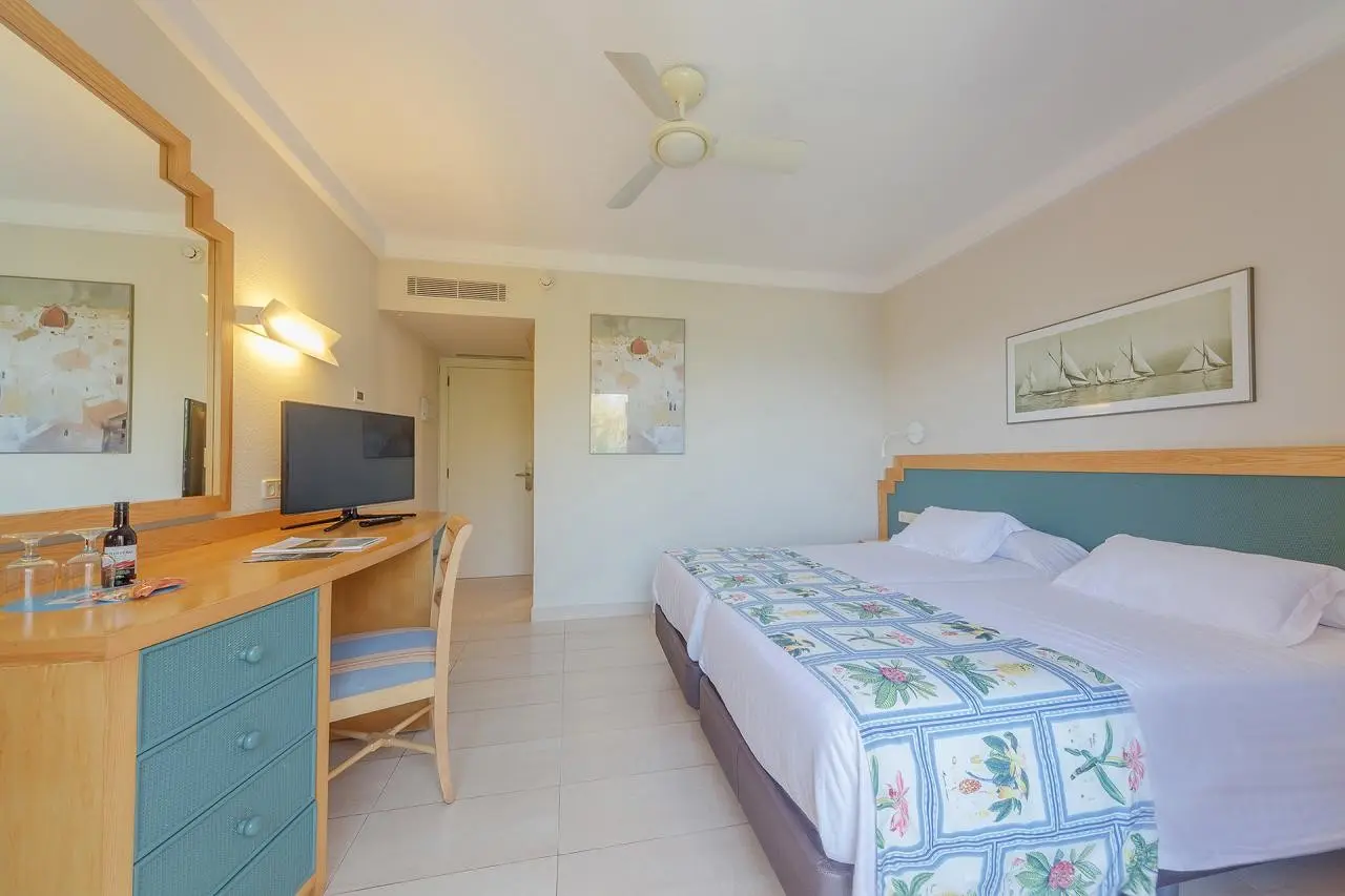 Portblue Club Pollentia Resort & Spa — PORTBLUE CLUB POLLENTIA RESORT & SPA