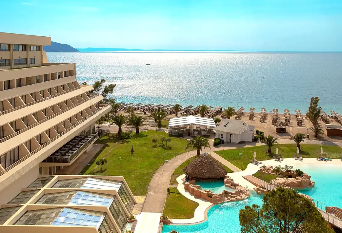 Basen w hotelu Porto Carras Meliton
