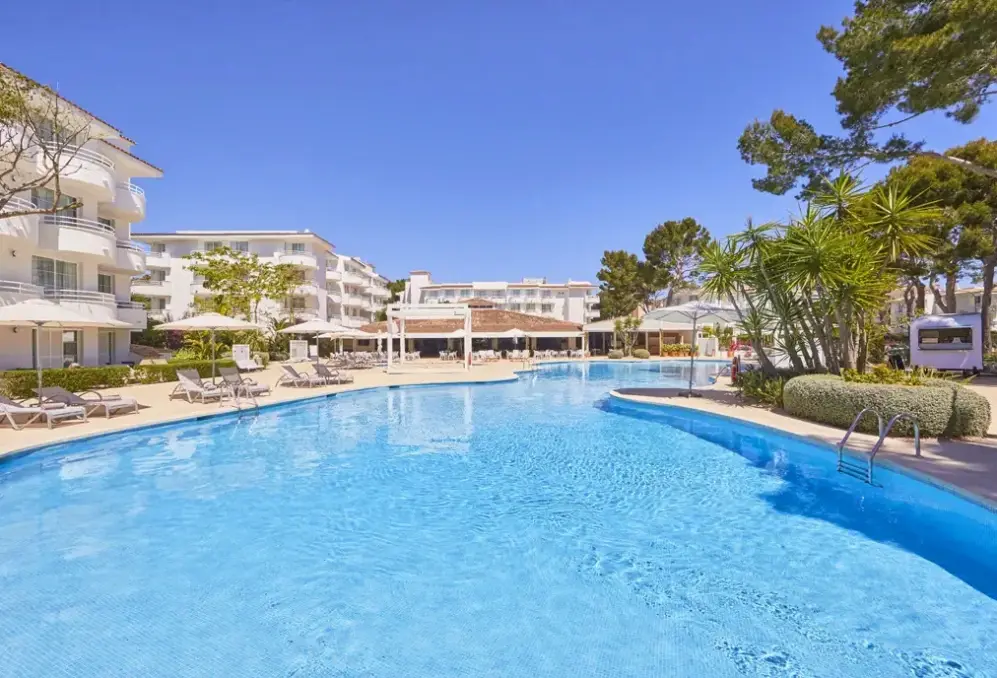 Basen w hotelu Prinsotel La Pineda