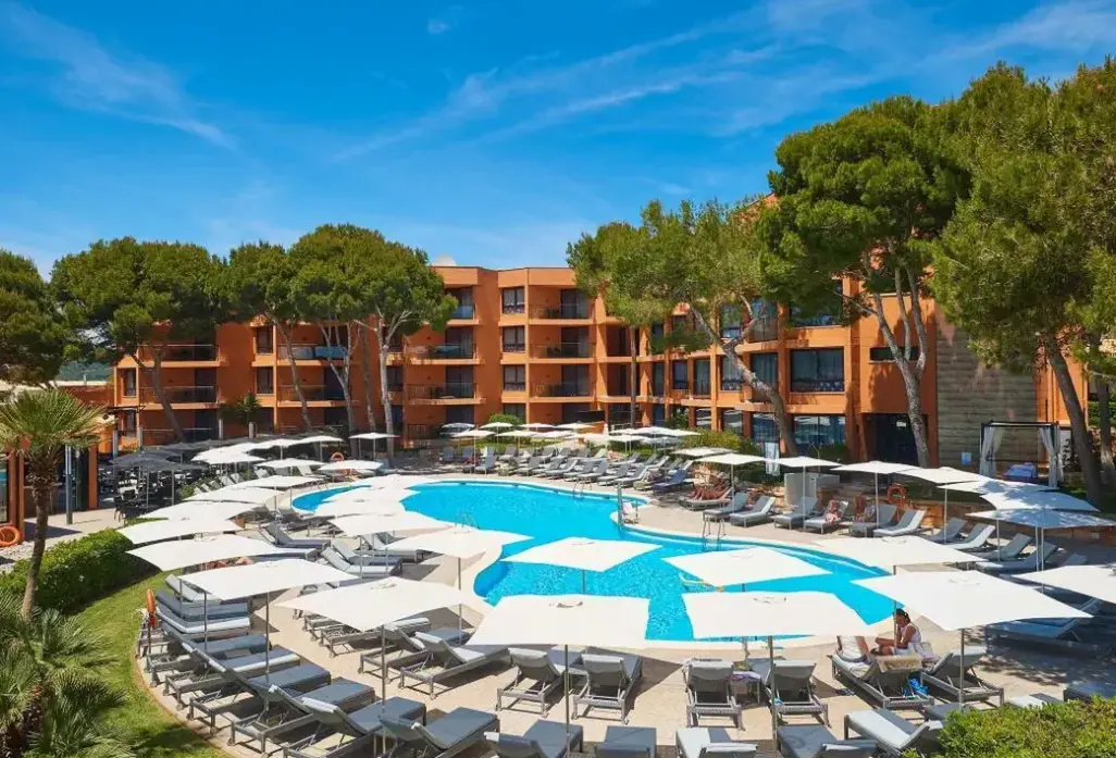 Basen w hotelu Protur Turo Pins Hotel Spa