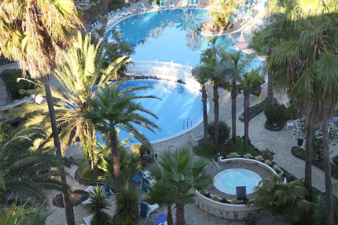 Puerto Palace — PUERTO PALACE