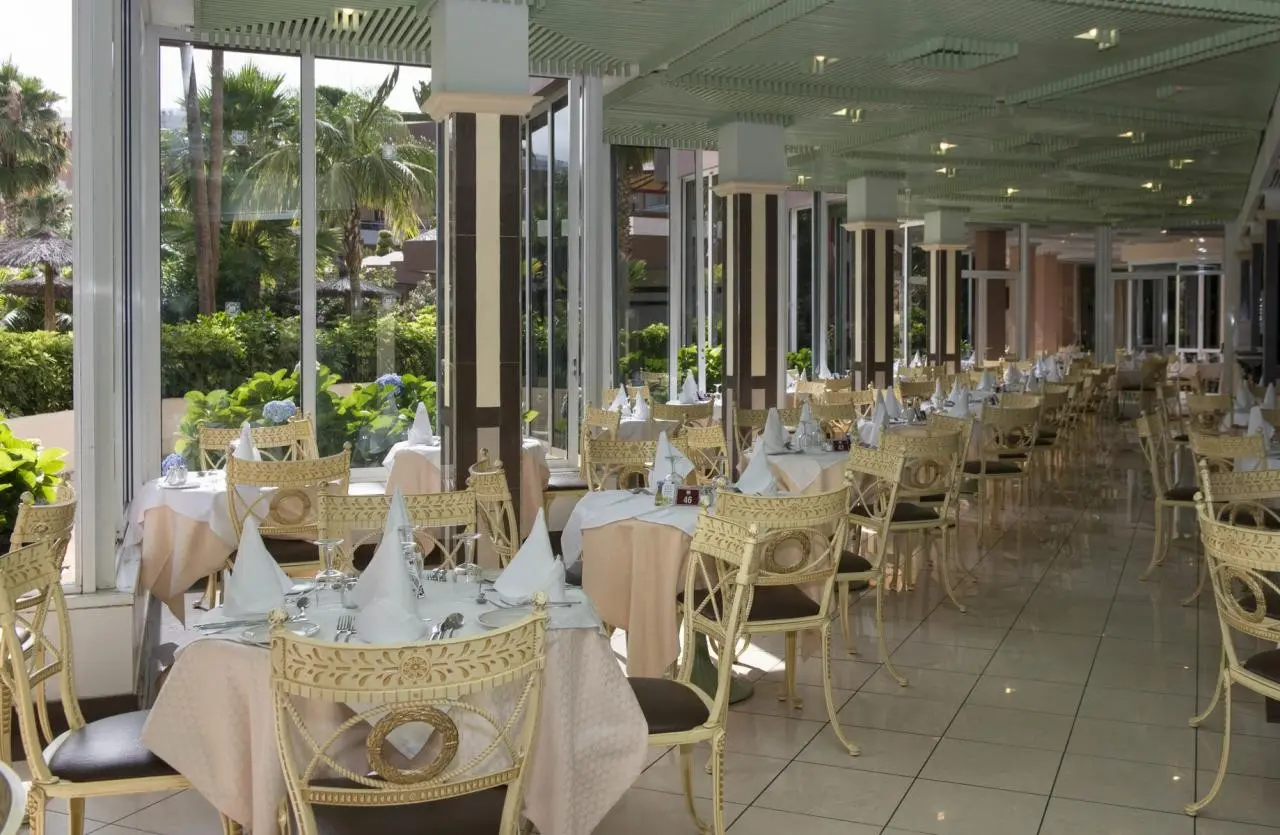 Puerto Palace — PUERTO PALACE