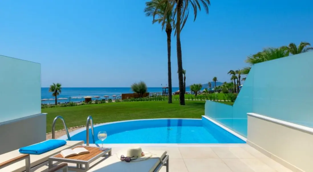 Basen w hotelu Rhodos Palladium