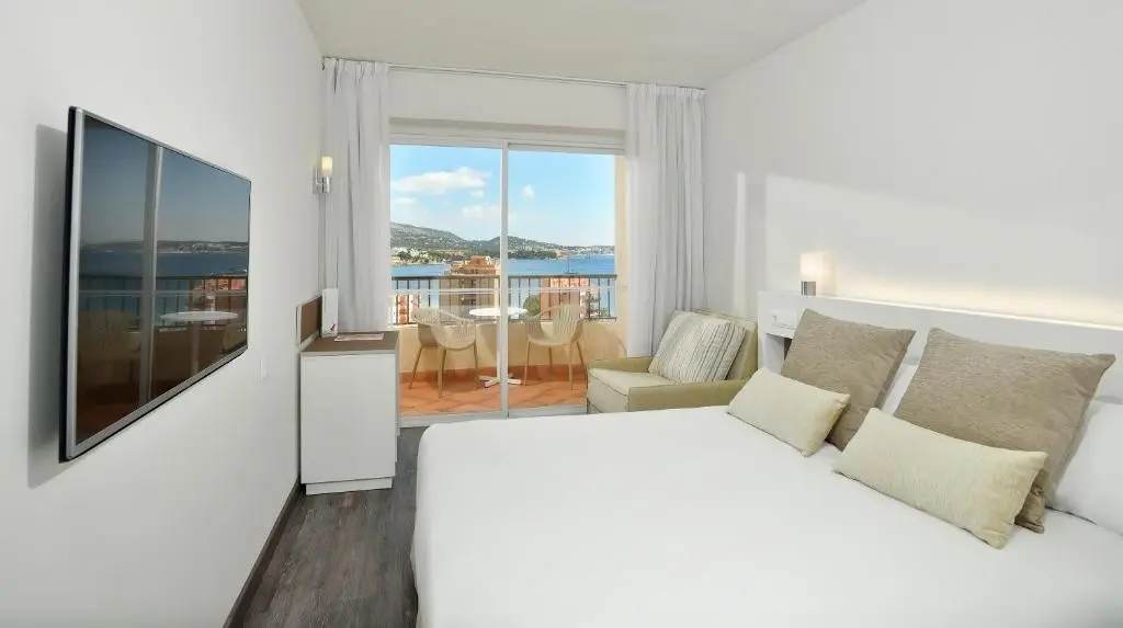 Sol Palmanova — SOL PALMANOVA