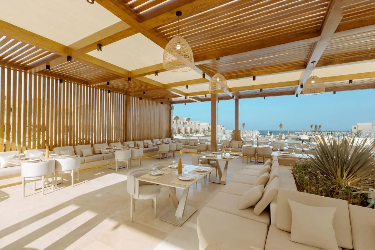 Restauracja i jedzenie w hotelu Sunrise Anjum Resort Marsa Alam