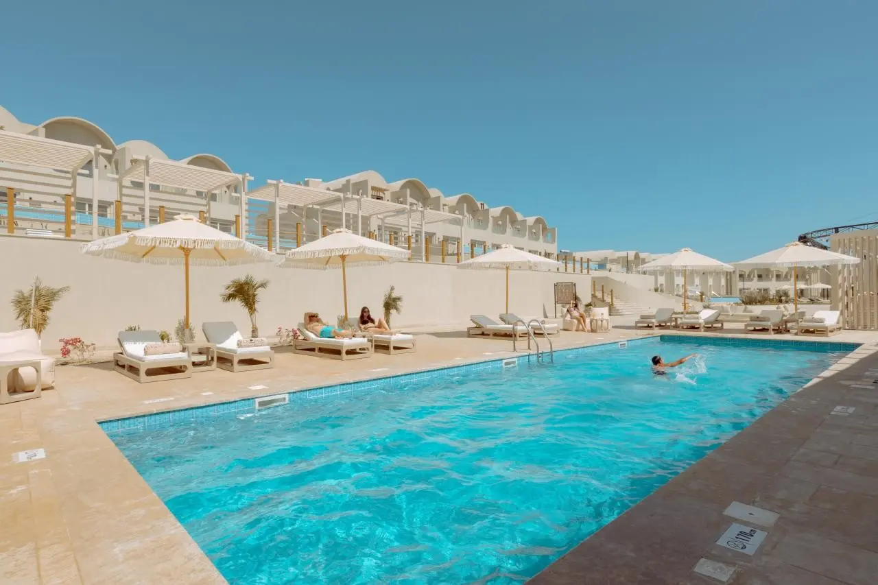 Basen w hotelu Sunrise Anjum Resort Marsa Alam