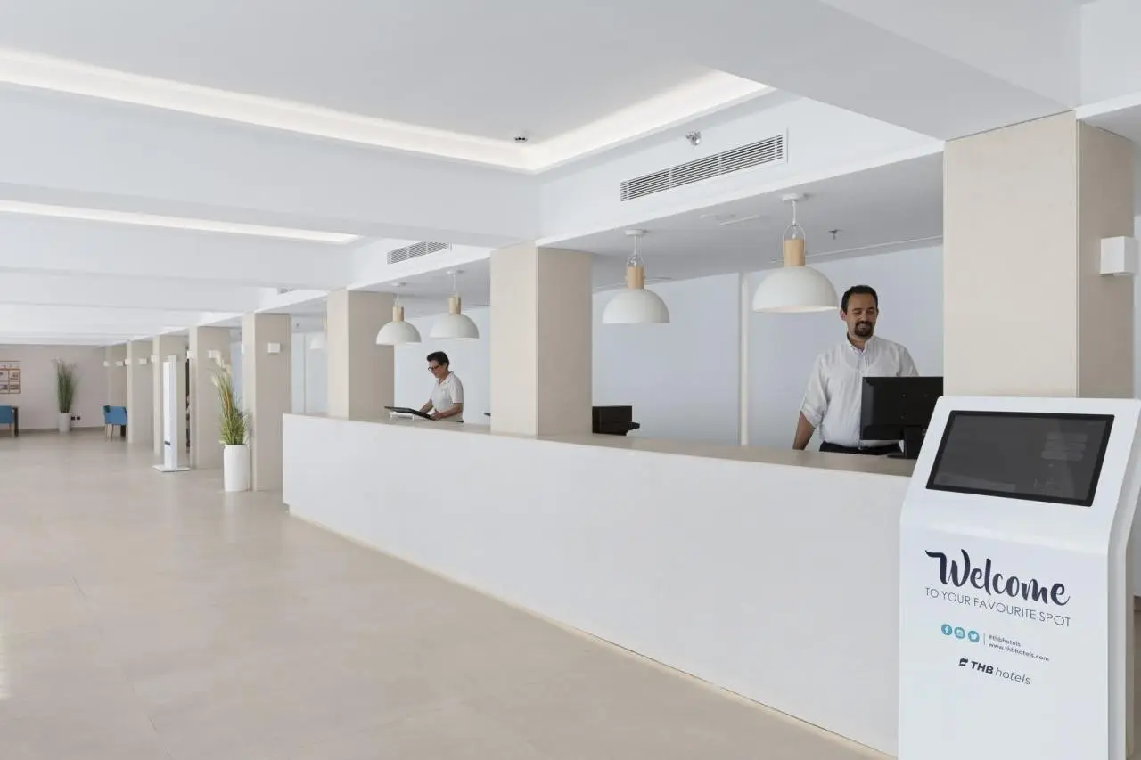 Lobby hotelu Thb Cala Lliteras