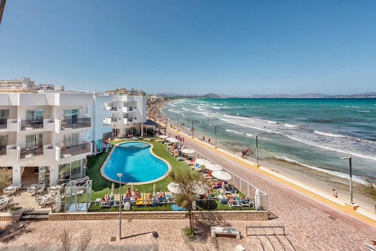 Plaża przy hotelu Thb Gran Bahia