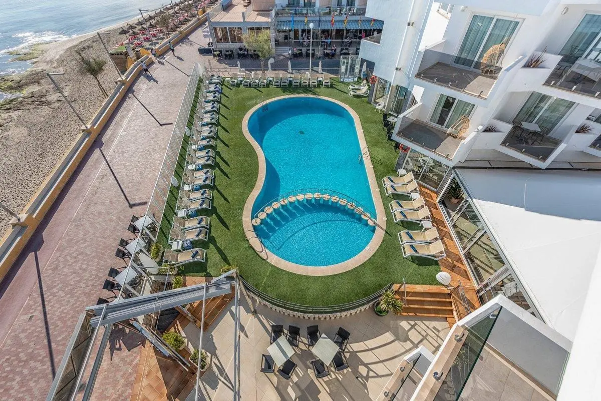Basen w hotelu Thb Gran Bahia