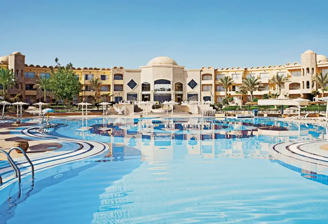 Basen w hotelu Utopia Beach Club