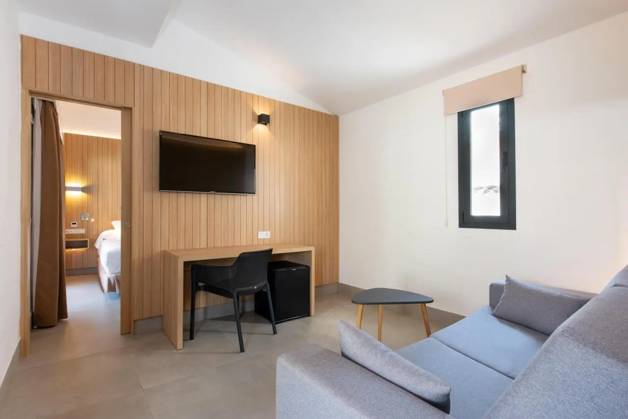 Valentin Playa de Muro Aparthotel — VALENTIN PLAYA DE MURO