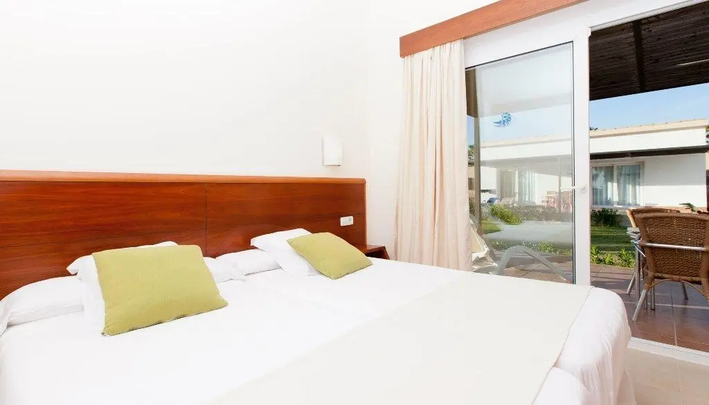 Valentin Playa de Muro Aparthotel — VALENTIN PLAYA DE MURO