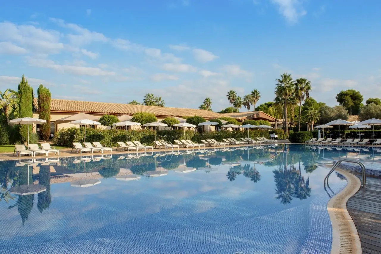 Valentin Playa de Muro Aparthotel — VALENTIN PLAYA DE MURO