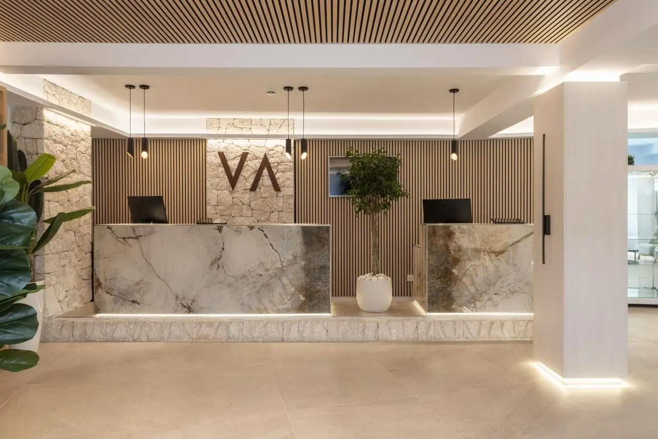 Lobby hotelu Valentin Somni Suite Hotel