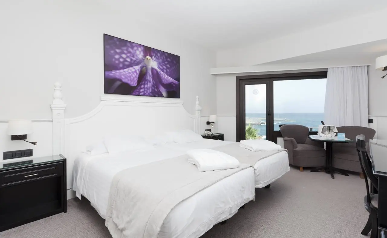 Valle Mar — VALLE MAR