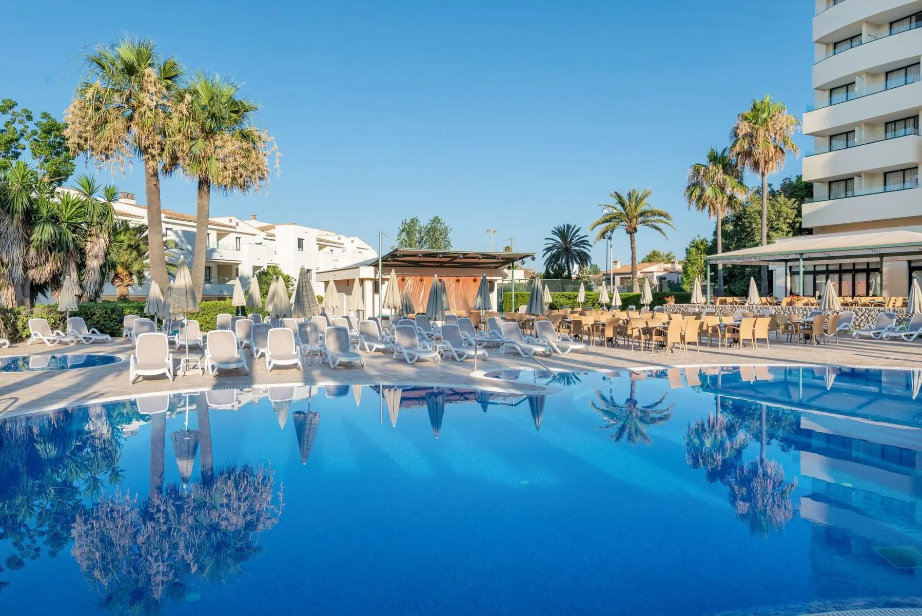 Basen w hotelu Welikehotel Marfil Playa