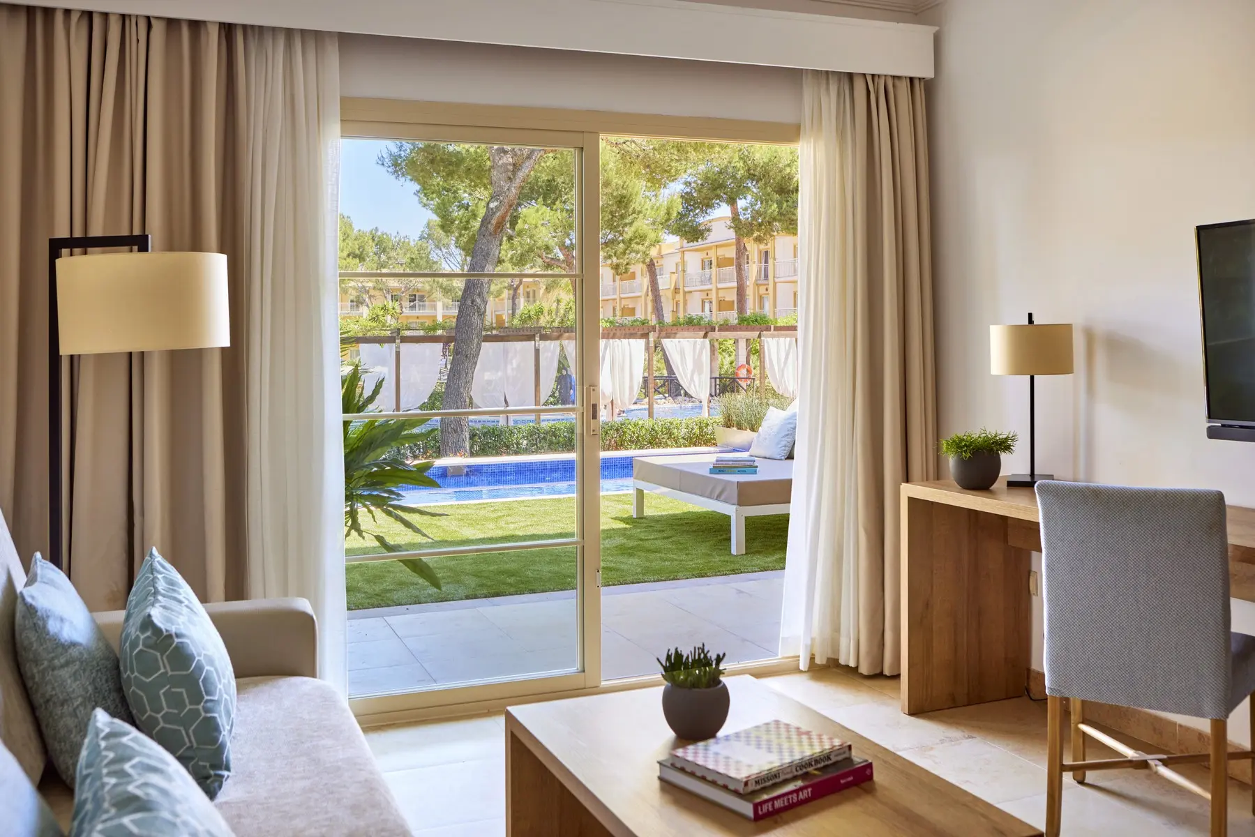 Pokój w hotelu Zafiro Mallorca