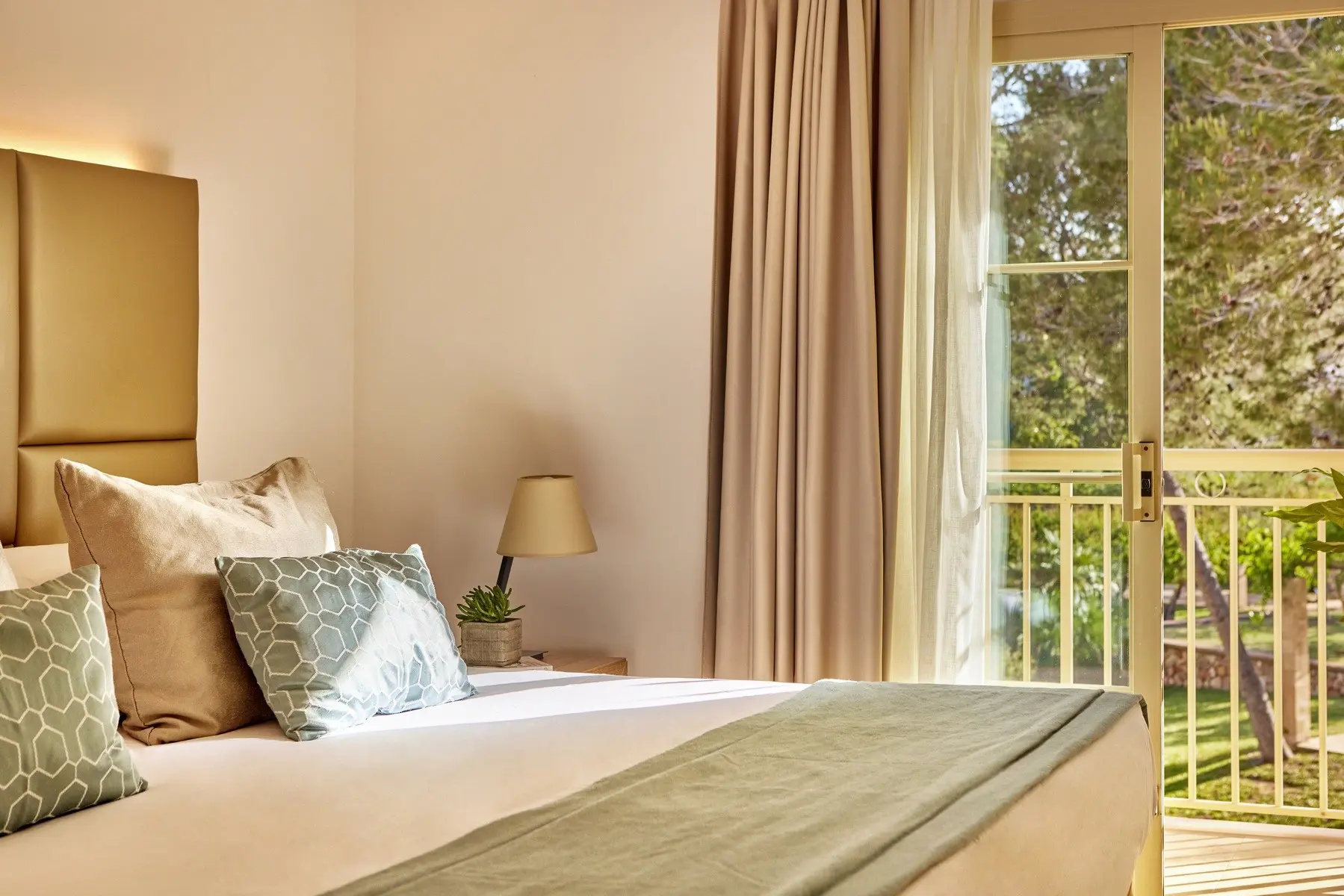 Pokój w hotelu Zafiro Mallorca