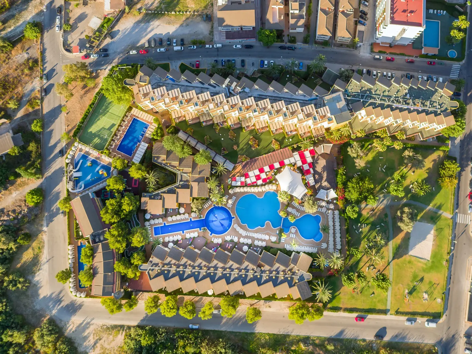 Zafiro Tropic — ZAFIRO TROPIC