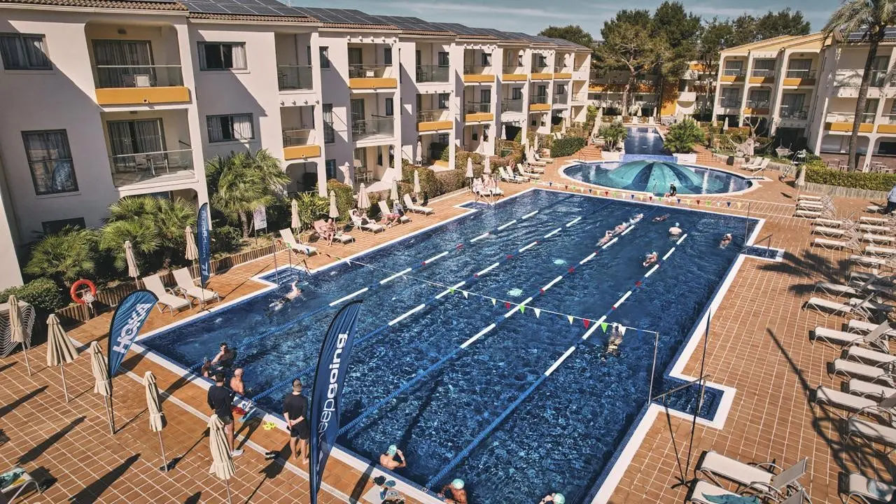 Zafiro Tropic — ZAFIRO TROPIC