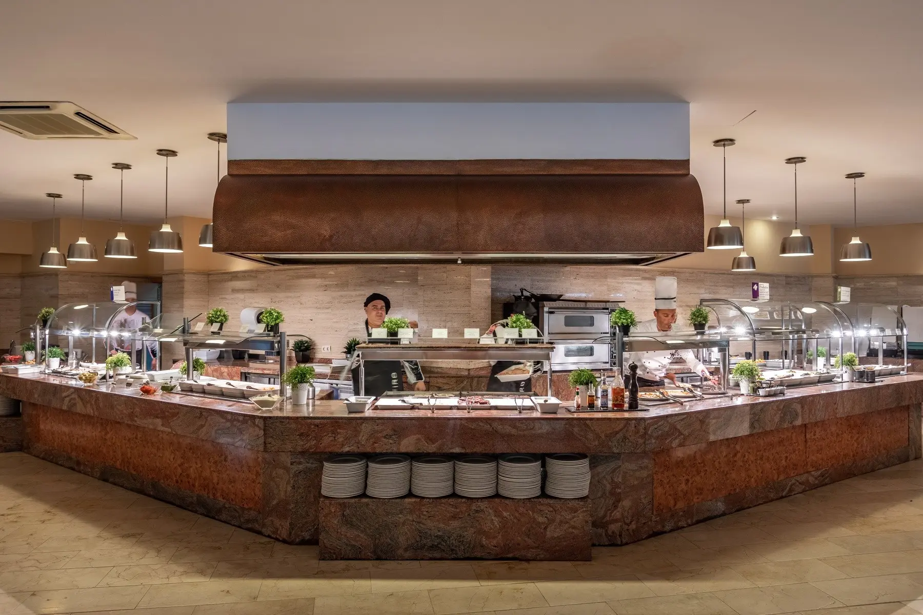 Zafiro Tropic — ZAFIRO TROPIC