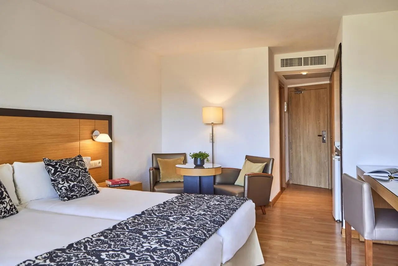 Zafiro Tropic — ZAFIRO TROPIC