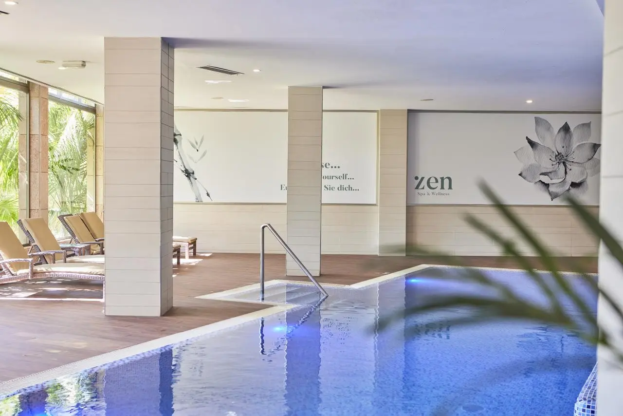 Zafiro Tropic — ZAFIRO TROPIC