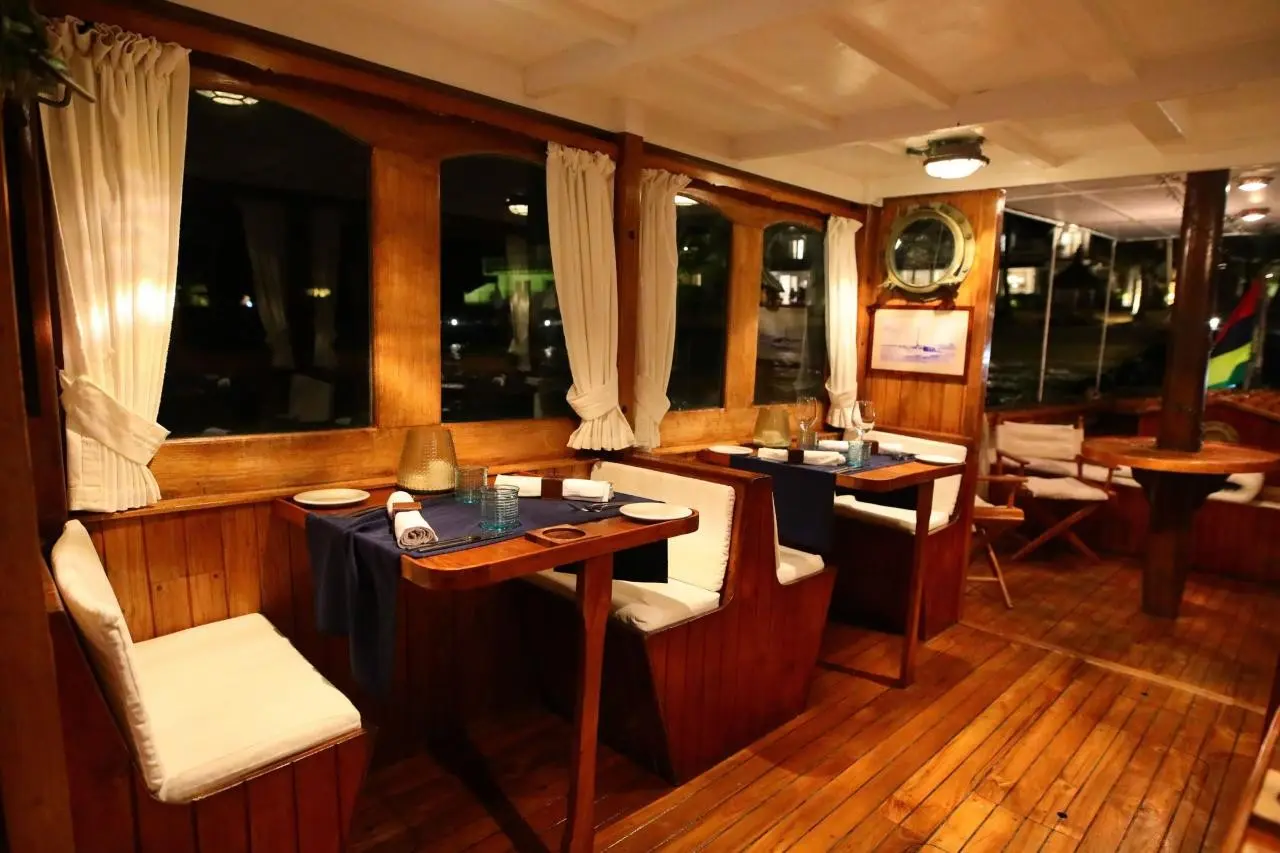 20 Degres Sud — 20 DEGRES SUD